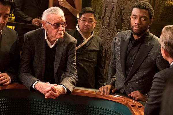 black-panther-stan-lee Cameo Stan Lee: le 12 scene più Famose