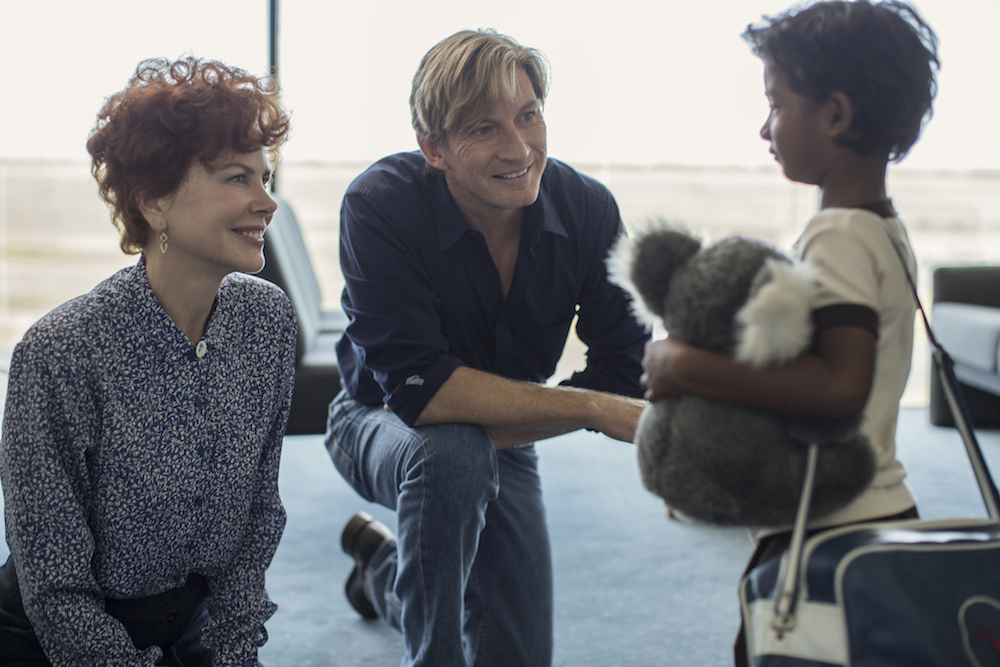 Lion-Nicole-Kidman-Saroo-Wendham Recensione Lion: la strada verso casa