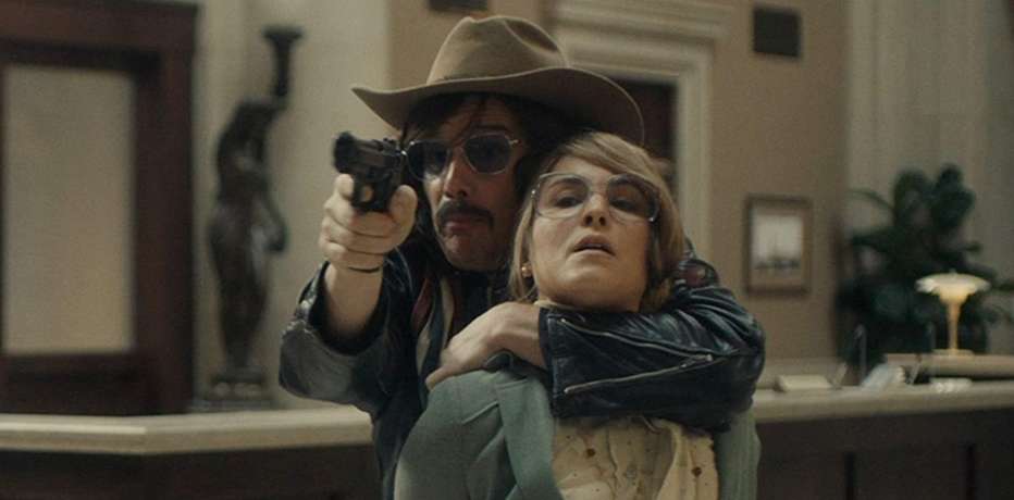 rapina-a-stoccolma-2018-robert-budreau Recensione Rapina a Stoccolma: la sindrome parte da qui