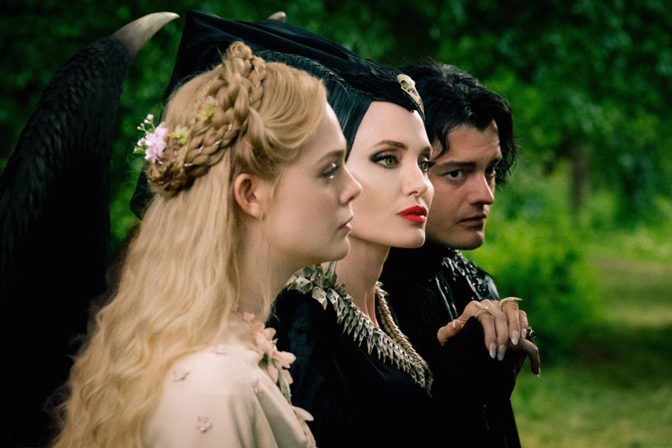 cast-maleficent-2 Recensione Maleficent la signora del male, dove eravamo rimasti?