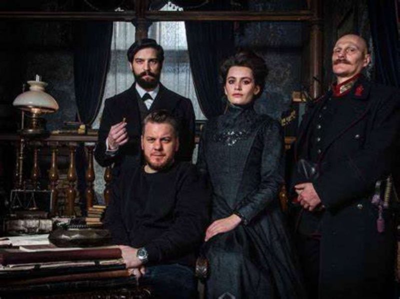 cast-freud-netflix Recensione Freud: dal macabro al ridicolo in un attimo