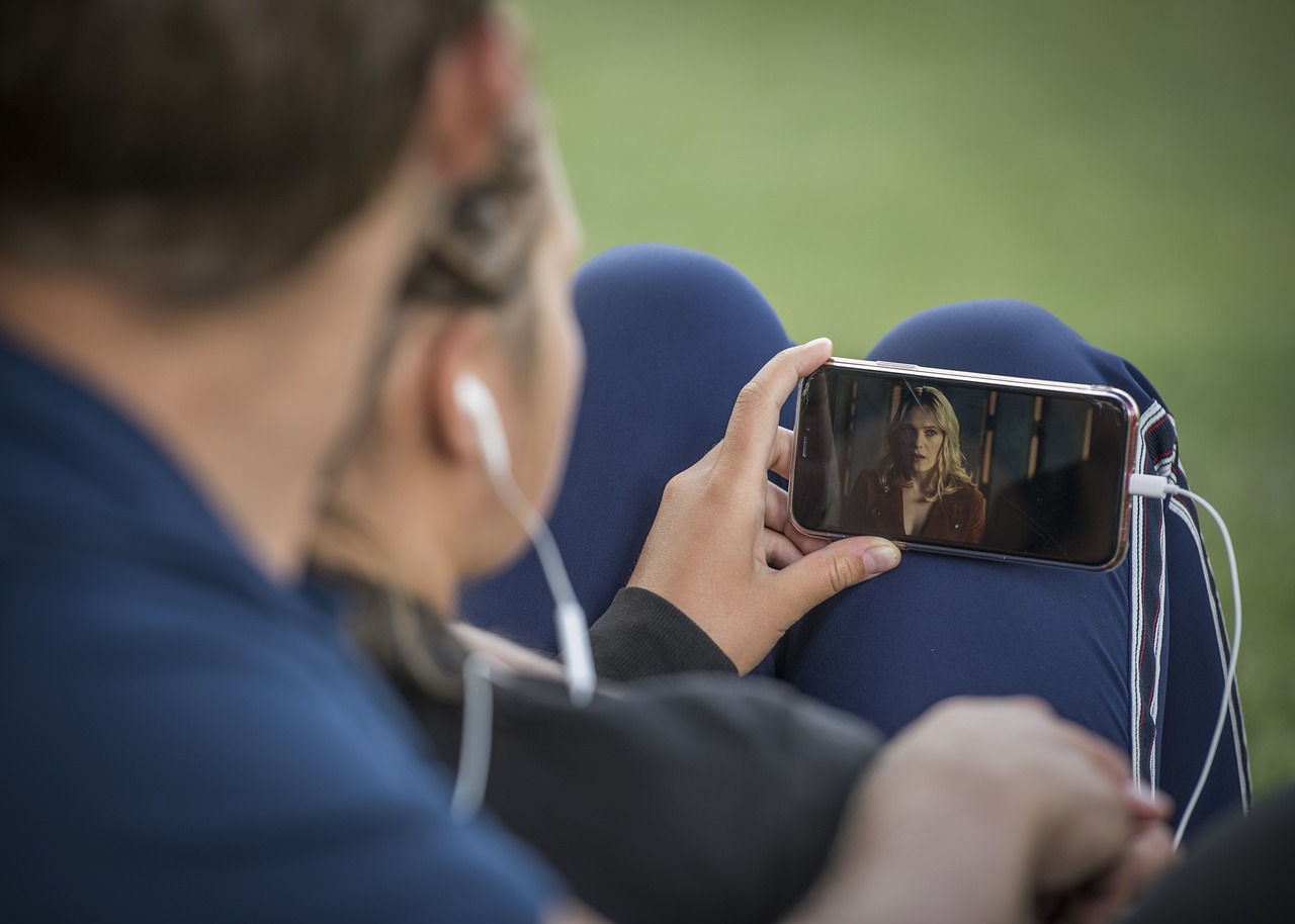 come guardare film sullo smartphone