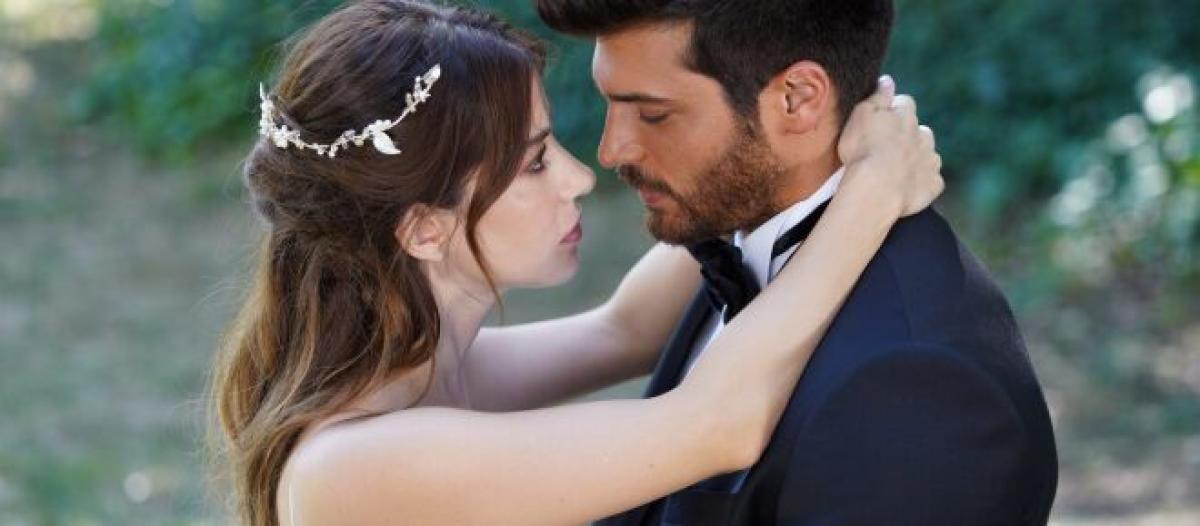 mr-wrong-ezgi-ozgur Recensione Mr Wrong: la serie con Can Yaman e Özge Gürel